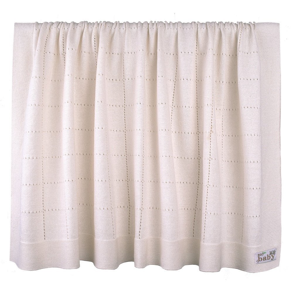 Бебешко Одеяло от 100% Органичен Памук 5 Бебешко одеяло от Bio Baby от 100% чист сертифициран органичен памук, не дразнят нежната бебешка кожа, безопасни са и не предизвикват алергии, обриви и зачервявания от biobabycare.bg