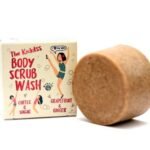 Ексфолиращо-измивно барче за тяло нежно, но надеждно премахва мъртвите кожни клетки, благодарение на ексфолиращото действие на кафето и захарта от biobabycare.bg