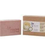 Натурален сапун с шипка и маслиново масло екстра върджин е идеален за зрялата кожа и е отлично средство против бръчки от biobabycare.bg