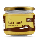 Био Гхий Пречистено Масло от лактоза и казеин краве масло, получено по аюрведична рецепта чрез разтопяване на слаб огън oт biobabycare.bg